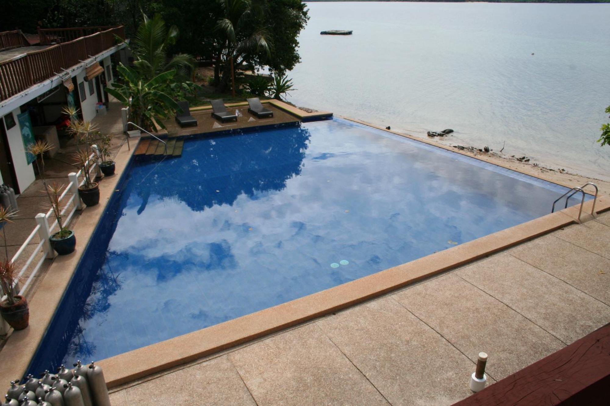 El Rio Y Mar Resort Coron Kültér fotó
